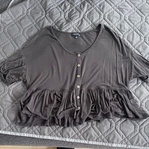 Black Button-Down Ruffle Top xs